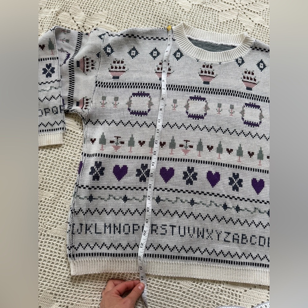 Vintage alphabet White and Purple Patterned Sweater teacher small - Picture 10 of 12